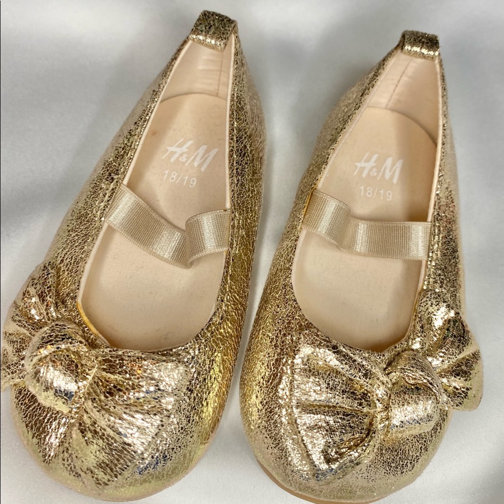 Gold baby flats